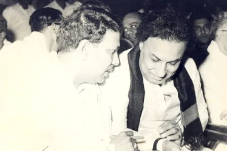 mgr with karunanidhi
